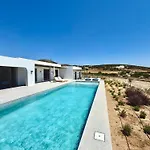 Villa Faragas Hill Angairiá