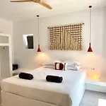 Faragas Hill Villa Angairiá