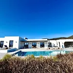 Faragas Hill Villa