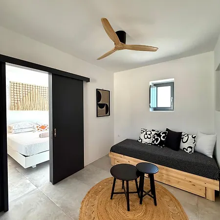 Faragas Hill Villa Angairiá