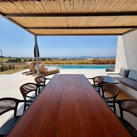 Faragas Hill Villa