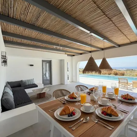 Faragas Hill Villa *